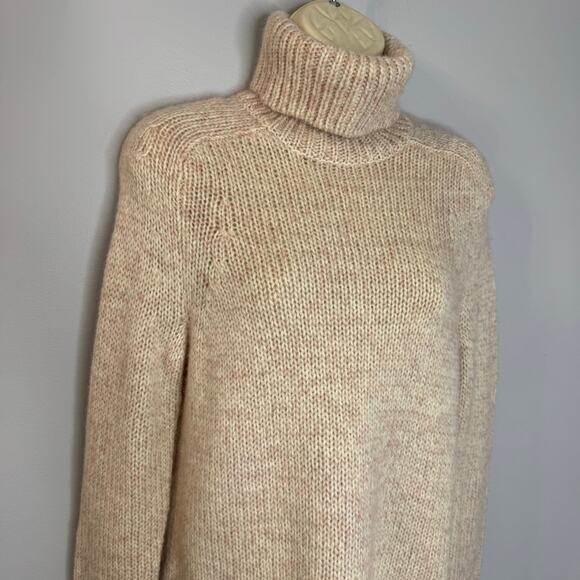 J. Crew Wool Blend Knit Turtle Knit Pink Sweater Preppy Casual Sz XS New - Picture 3 of 11